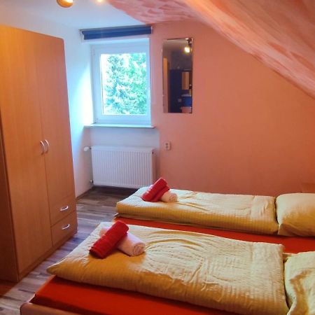 Alb Rooms, Zimmer Auf Der Schwaebischen Alb Oberlenningen Dış mekan fotoğraf