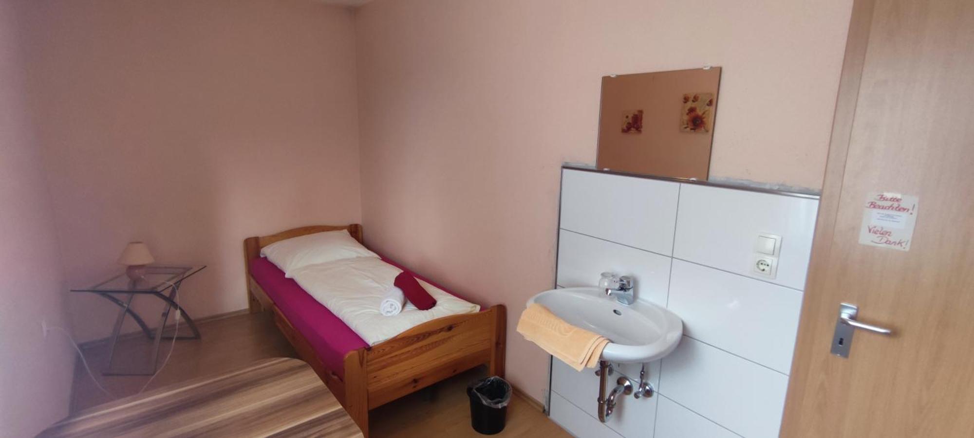 Alb Rooms, Zimmer Auf Der Schwaebischen Alb Oberlenningen Dış mekan fotoğraf