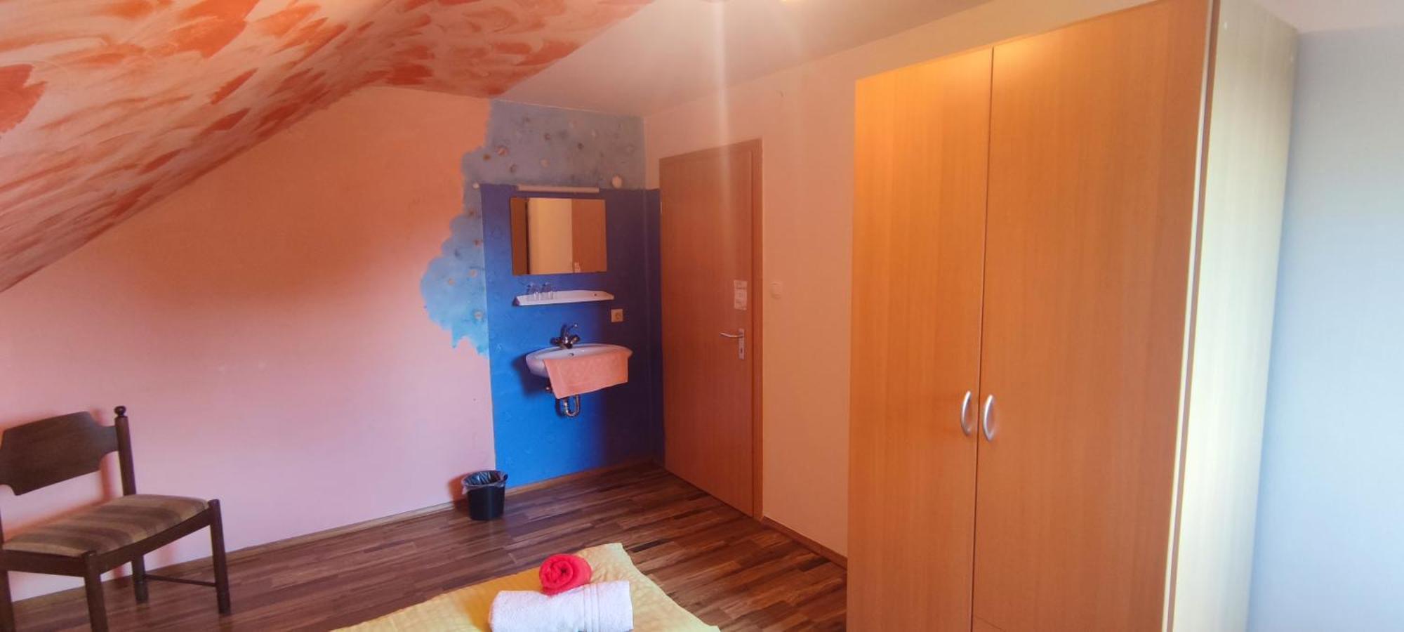 Alb Rooms, Zimmer Auf Der Schwaebischen Alb Oberlenningen Dış mekan fotoğraf