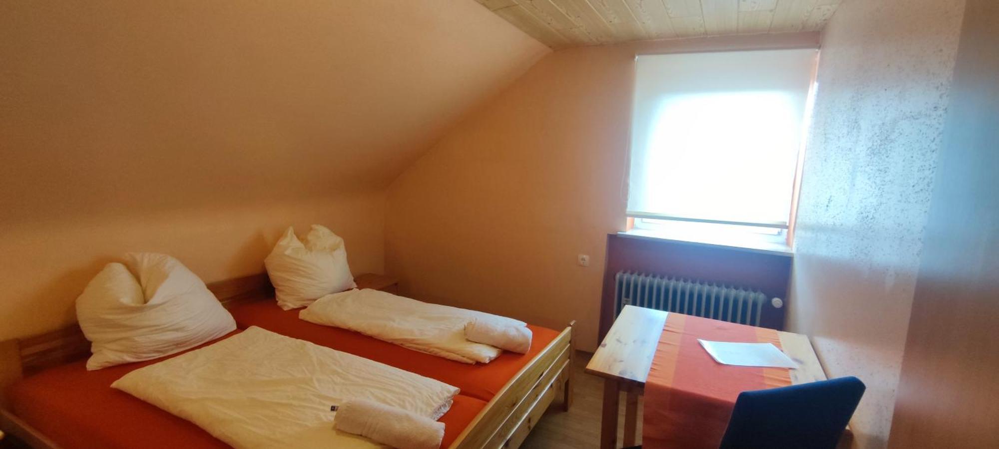 Alb Rooms, Zimmer Auf Der Schwaebischen Alb Oberlenningen Dış mekan fotoğraf